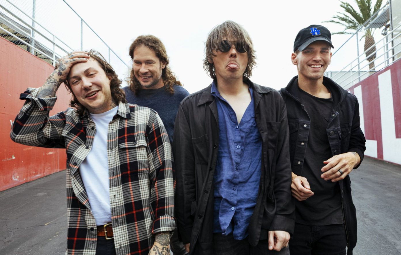 My Chemical Romance намекнули на тур в Великобританию — «ядерная зима» уже в пути?