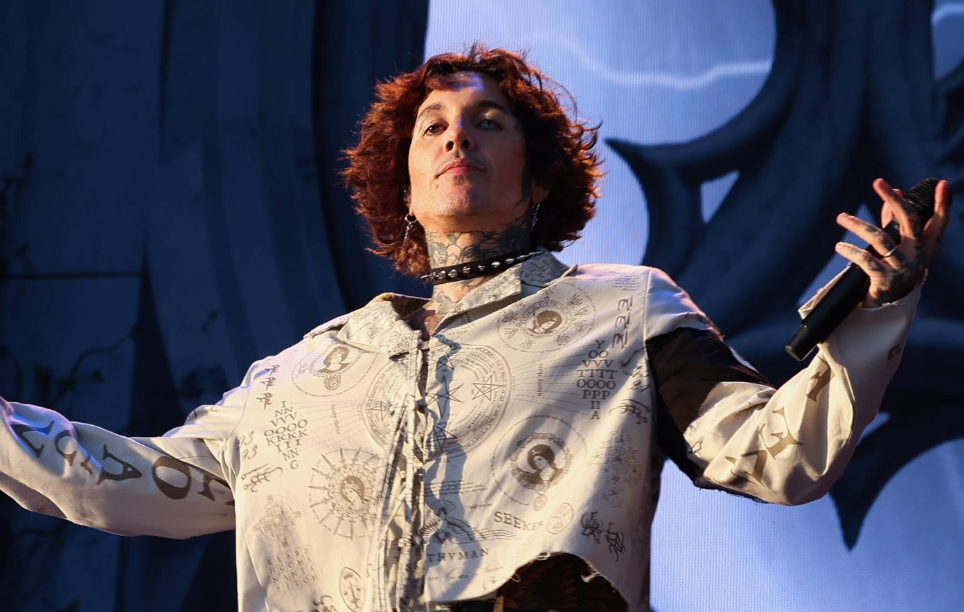 Фото группы Bring Me The Horizon за кулисами во время записи альбома Lo-files