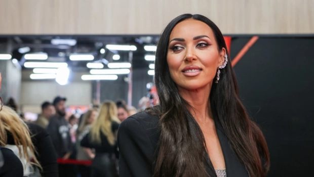 Рафаэль Алсу исполнил хит «Табу» совместно с Евой Власовой