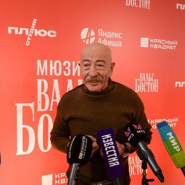 Александр Розенбаум впервые за 50 лет представил мюзикл «Вальс-бостон»: премьера состоится 6 сентября